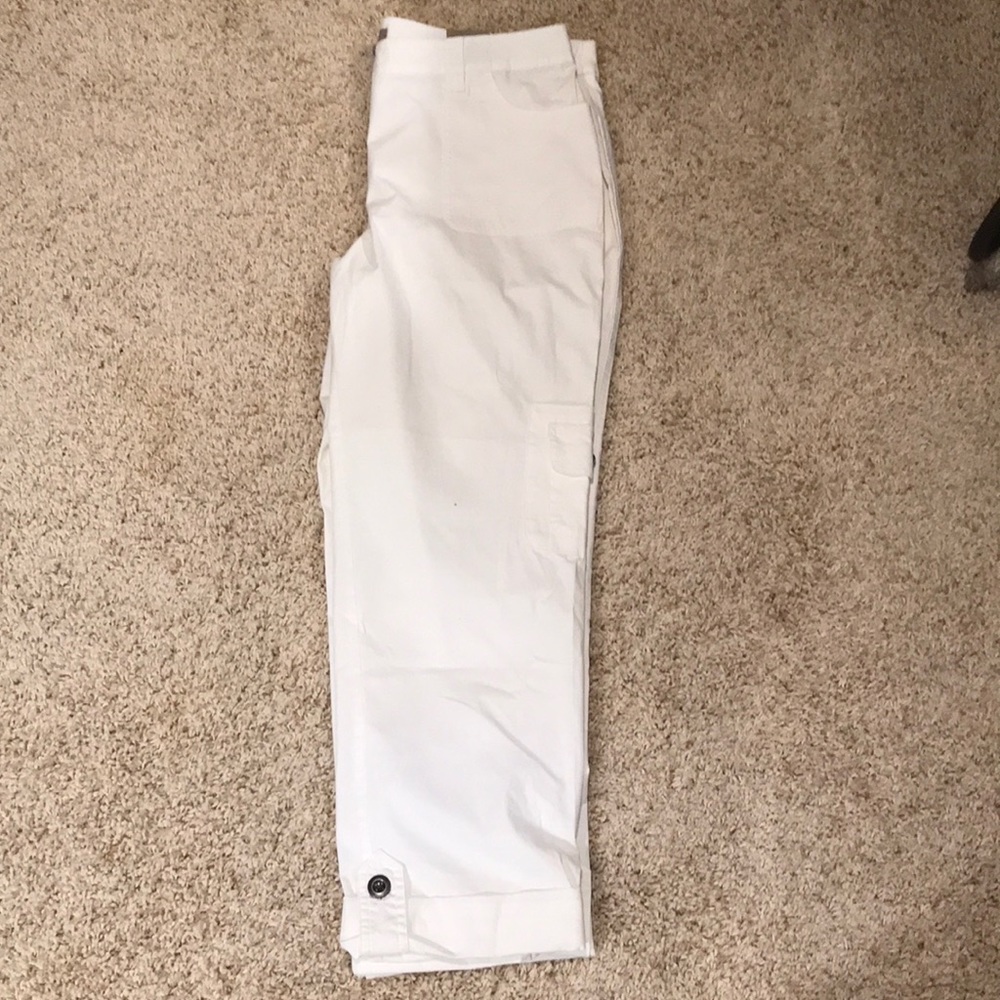 NWT Chico’s white pants Sz 2(12/14)